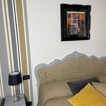 Seven Boutique * 세스트리레반떼