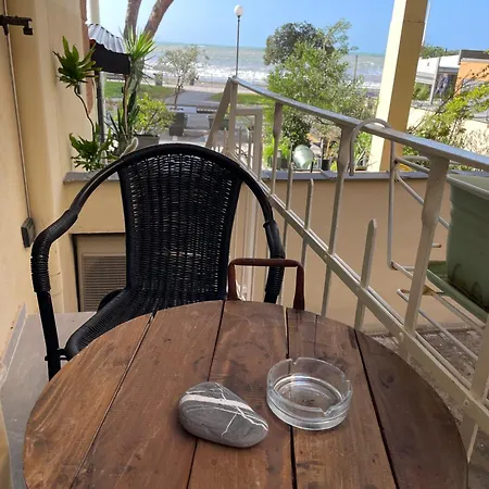 Seven Boutique * 세스트리레반떼