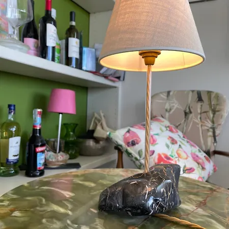 Seven Boutique Hotel *