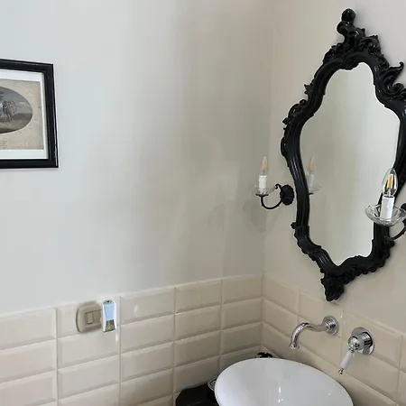 Seven Boutique Hotel